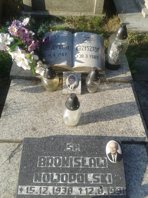 Krzysztof NOWOPOLSKI 1967 Jastrzębie-Zdrój - Grobonet - Wyszukiwarka osób pochowanych