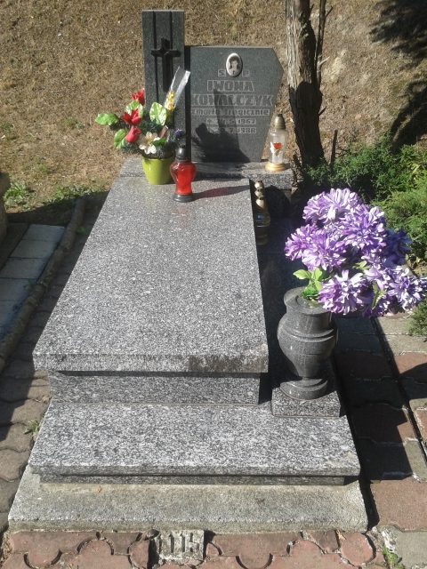 Iwona KOWALCZYK 1967 Jastrzębie-Zdrój - Grobonet - Wyszukiwarka osób pochowanych