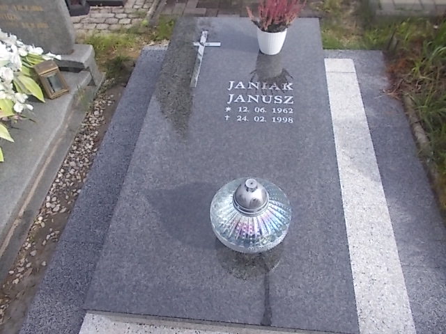 Janusz JANIAK 1962 Jastrzębie-Zdrój - Grobonet - Wyszukiwarka osób pochowanych