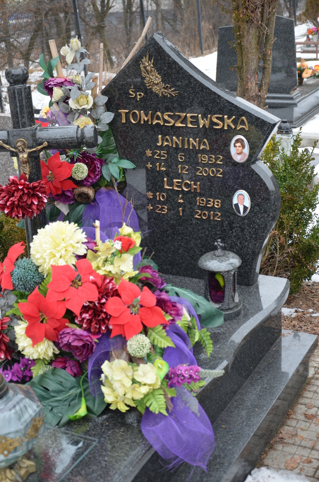 Janina TOMASZEWSKA 1932 Jastrzębie-Zdrój - Grobonet - Wyszukiwarka osób pochowanych