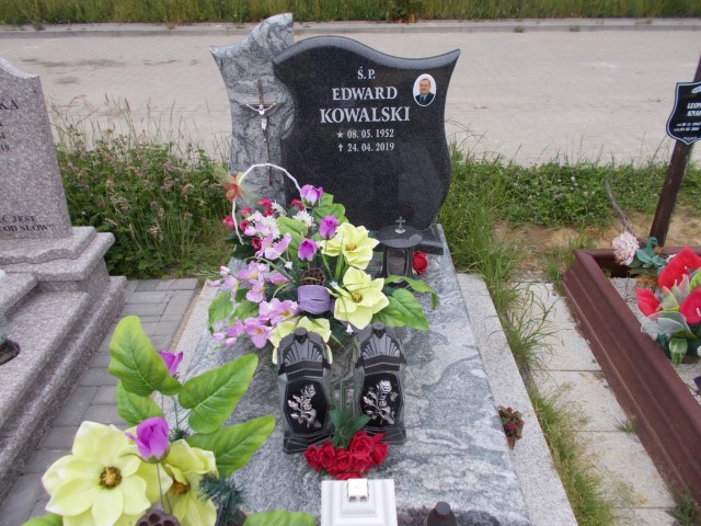 Agnieszka KOWALSKA 1953 Jastrzębie-Zdrój - Grobonet - Wyszukiwarka osób pochowanych